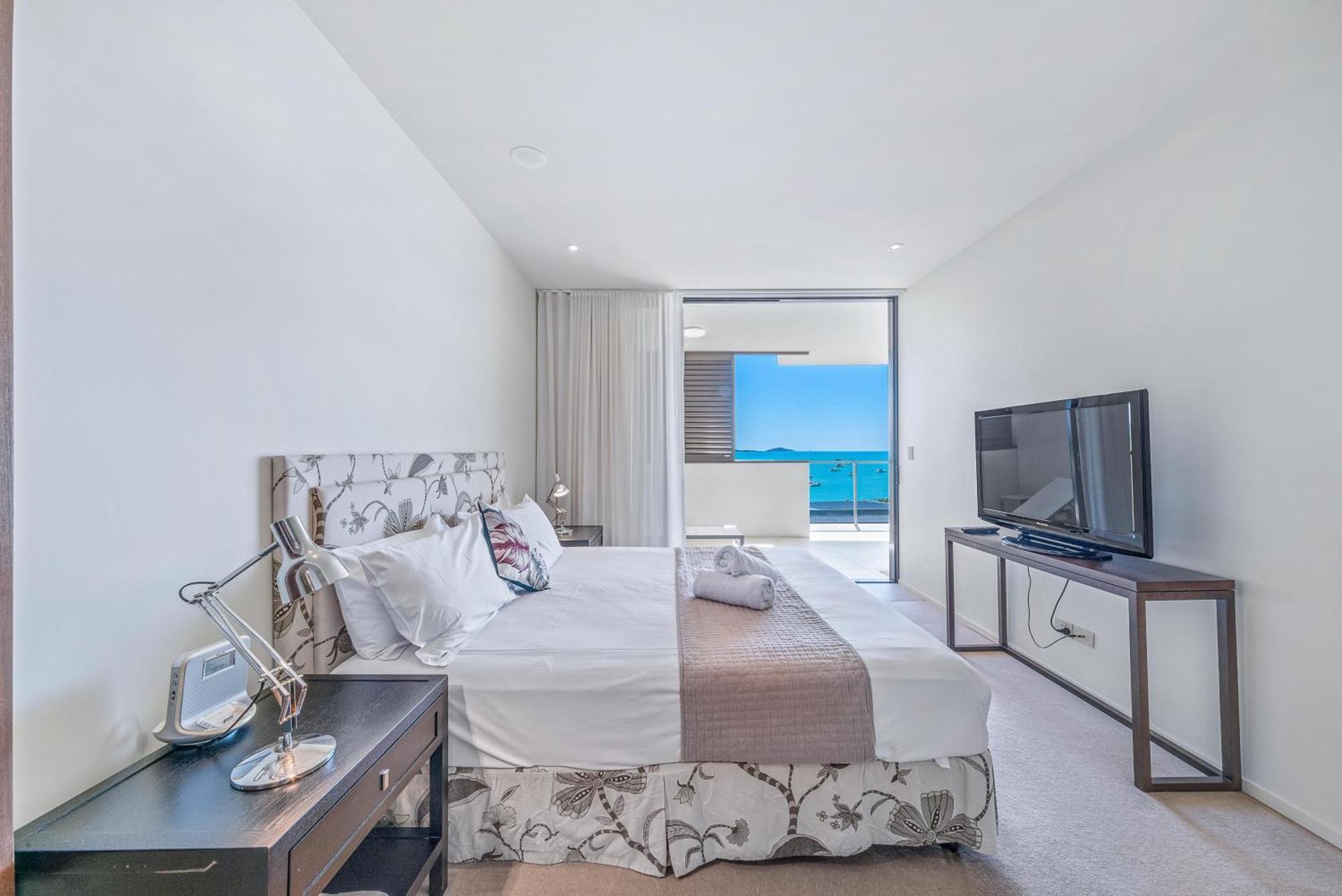 Executive On Whisper Bay - Cannonvale Airlie Beach Extérieur photo