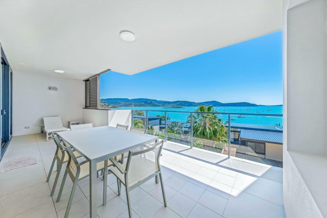 Executive On Whisper Bay - Cannonvale Airlie Beach Extérieur photo